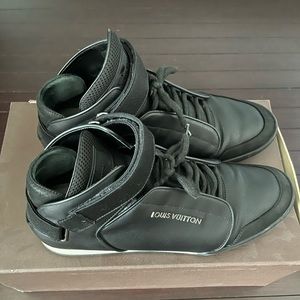 Authentic Mens Louis Vuttion Fall/Winter 2013 High Top Sneakers LV 8 (US 9)